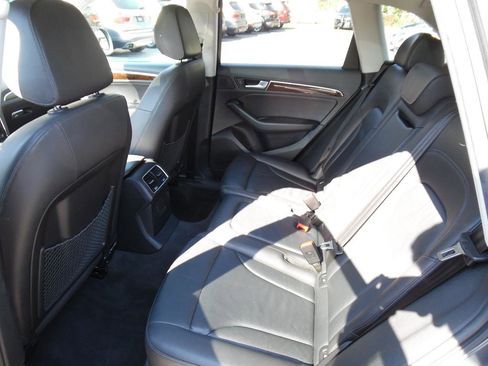 Used 2015 Audi Q5 2.0T Premium Plus w/ Technology Package image 18