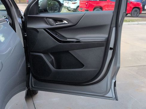 New 2026 Chevrolet Equinox LT w/ Safety and Technology Package FWD image 20