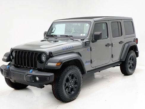 Used 2023 Jeep Wrangler Unlimited w/ Sun & Screen Package image 2