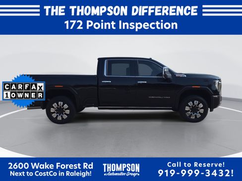 Used 2025 GMC Sierra 2500 Denali w/ Denali Reserve Package AWD/4WD image 2