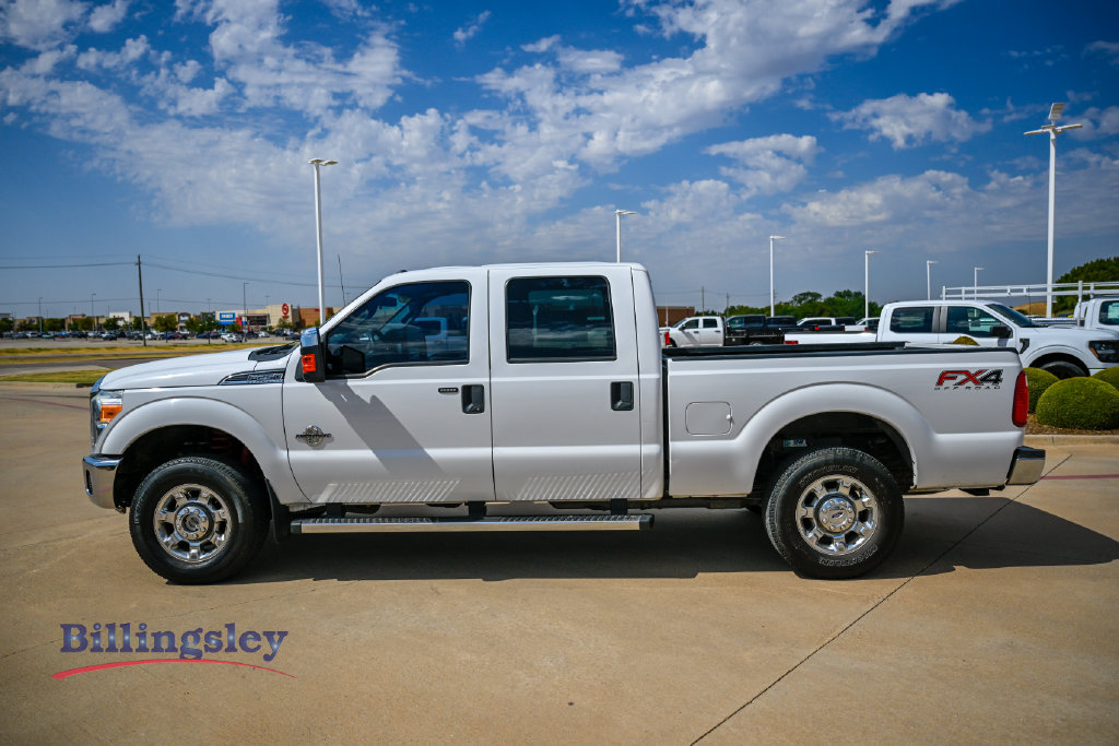 Used 2016 Ford F250 XLT w/ XLT Premium Package AWD/4WD image 4