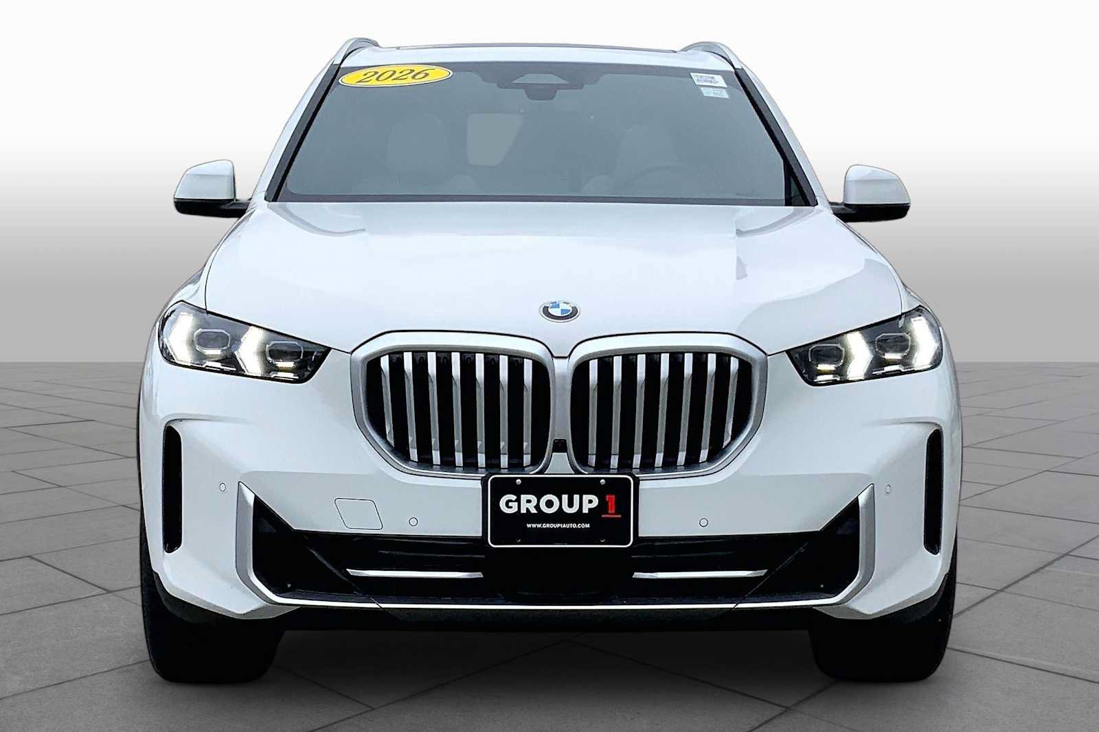 Used 2026 BMW X5 xDrive40i w/ Premium Package AWD/4WD image 3