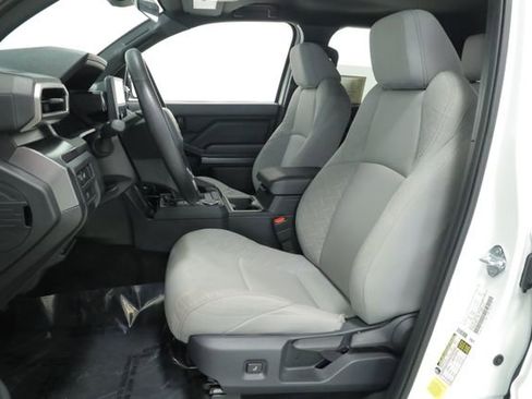 Used 2025 Toyota Tacoma SR5 image 28