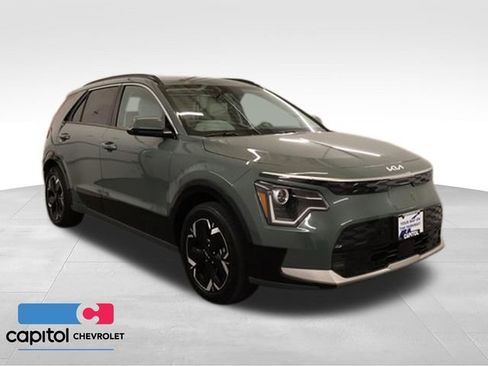 Used 2023 Kia Niro Wind w/ Wind Preserve Package FWD image 1