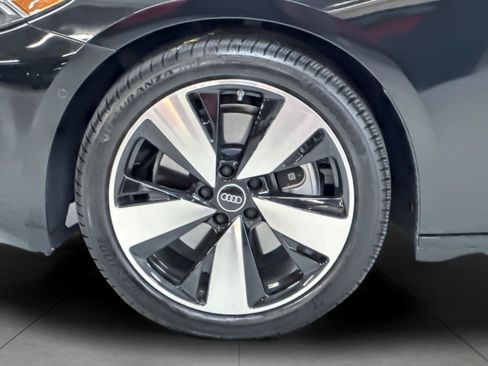 Used 2025 Audi A5 2.0T Premium Plus w/ Premium Plus AWD/4WD image 25