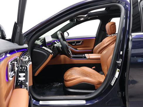 Used 2022 Mercedes-Benz S 500 4MATIC image 16