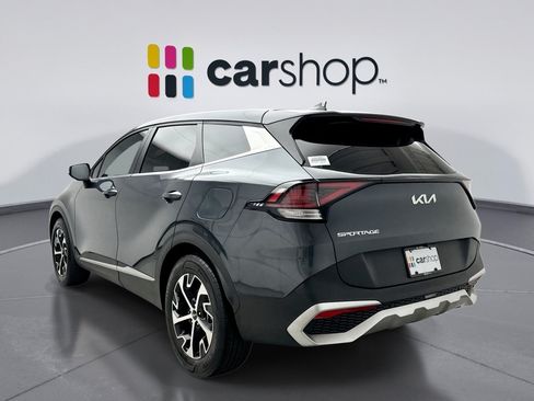 Used 2024 Kia Sportage EX FWD image 3