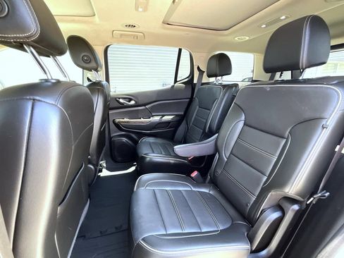 Used 2021 GMC Acadia Denali w/ Denali Ultimate Package AWD/4WD image 20
