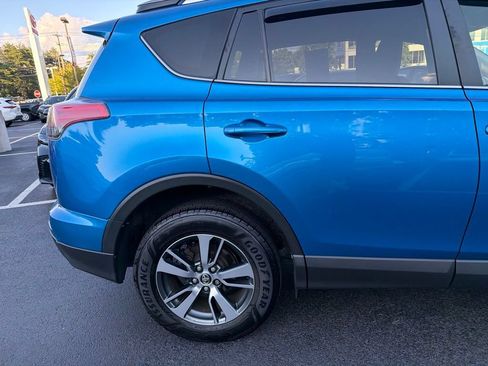 Used 2017 Toyota RAV4 XLE w/ Plus Special Value Package AWD/4WD image 4