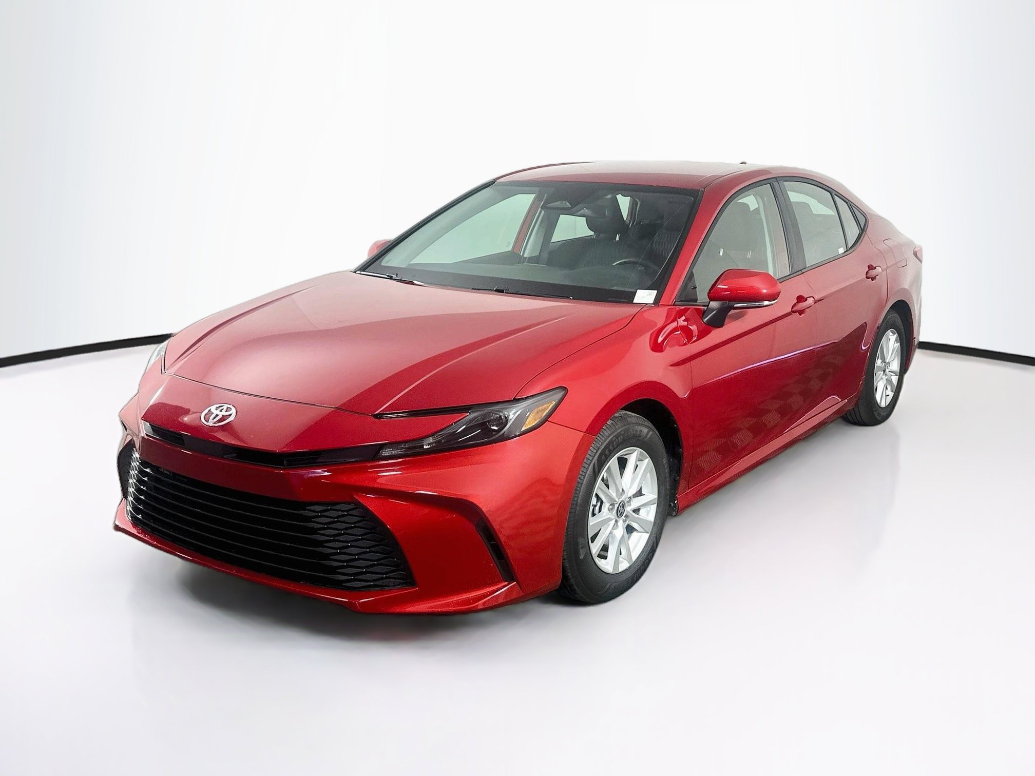 Used 2026 Toyota Camry LE FWD image 3