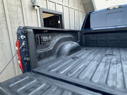 Used 2024 RAM 2500 Laramie w/ Towing Technology Group AWD/4WD image 42