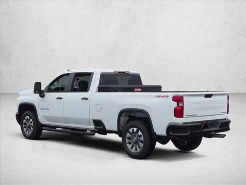 Used 2024 Chevrolet Silverado 2500 Custom w/ Custom Convenience Package AWD/4WD image 7