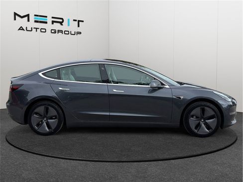 Used 2019 Tesla Model 3 Long Range image 10