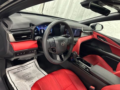 Used 2025 Toyota Camry XSE image 15