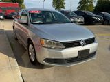 Used 2011 Volkswagen Jetta SE image 2