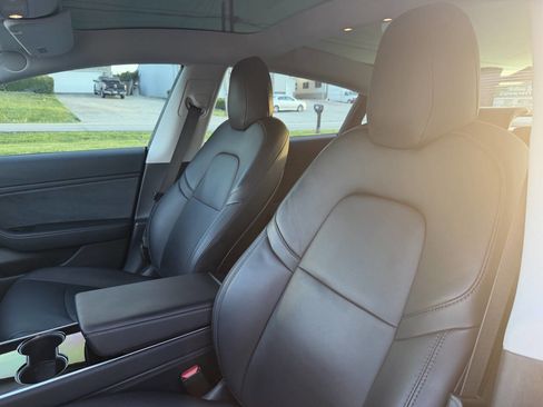 Used 2018 Tesla Model 3 Long Range image 15