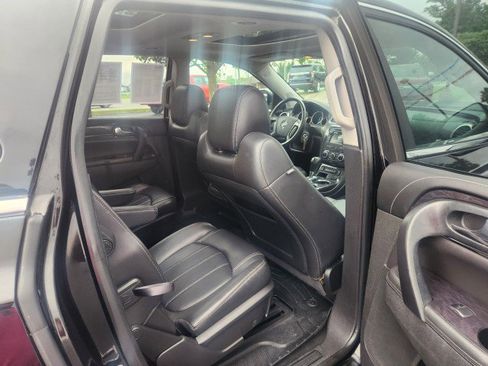 Used 2017 Buick Enclave Leather image 21