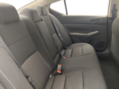 Used 2025 Nissan Altima 2.5 SV FWD image 19