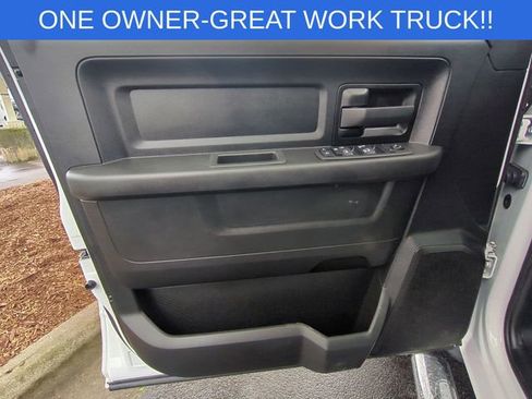 Used 2022 RAM 5500 Tradesman w/ Chrome Appearance Group RWD image 22