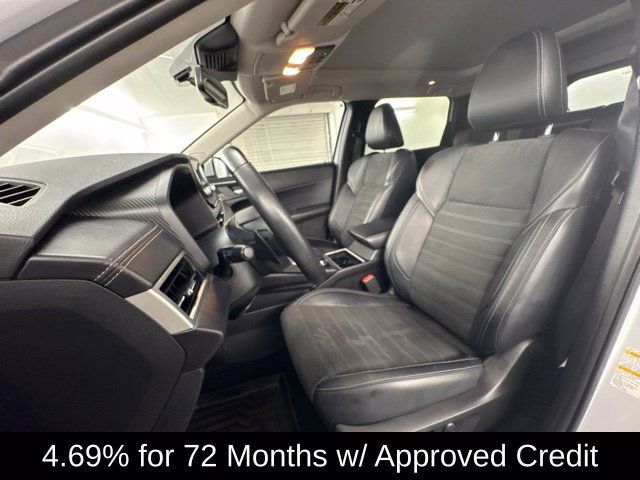 Used 2024 Mitsubishi Outlander SE Black Edition FWD image 15