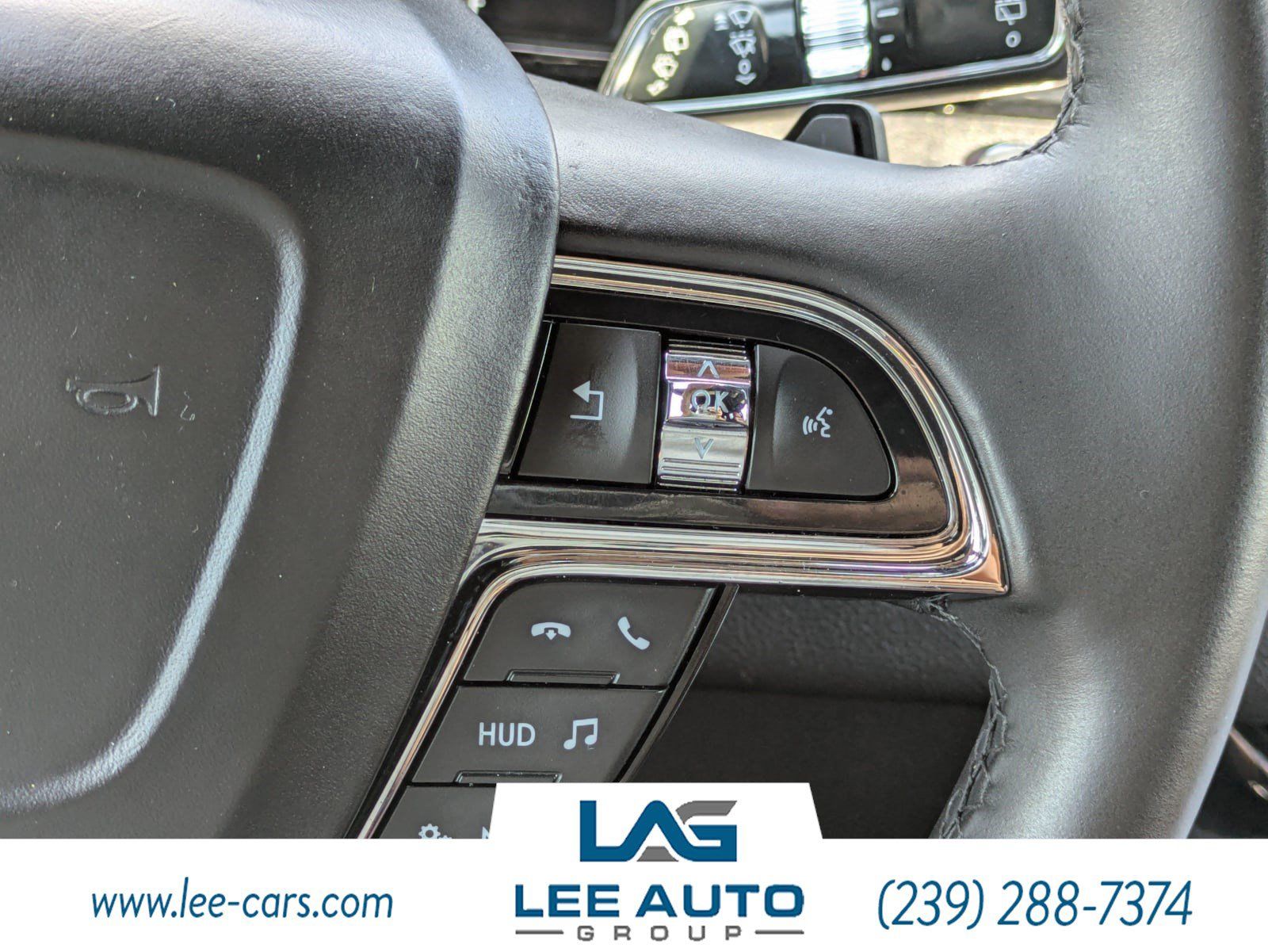 Used 2021 Lincoln Navigator Reserve w/ Luxury Package AWD/4WD image 25