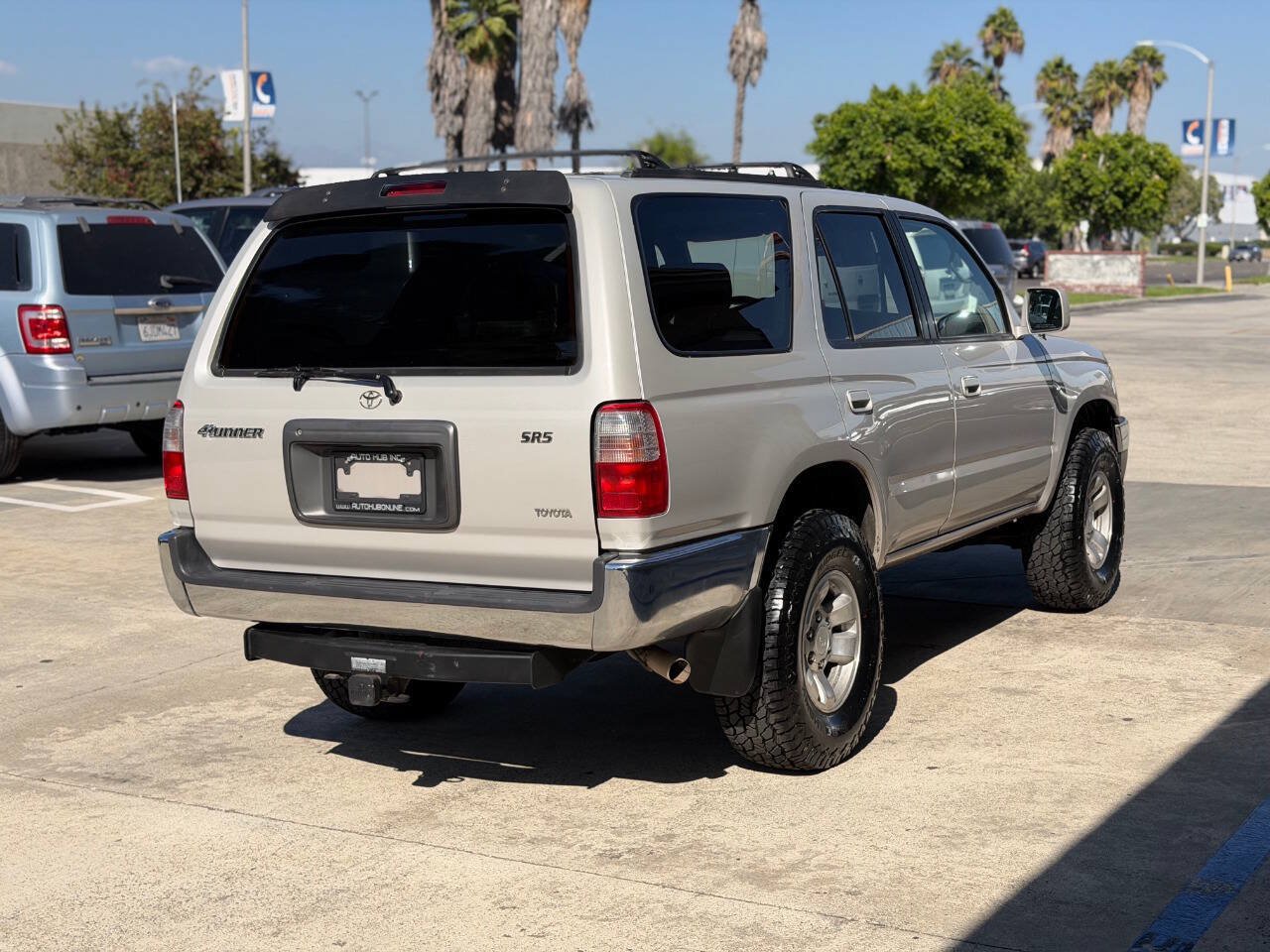 Used 1999 Toyota 4Runner SR5 RWD image 10