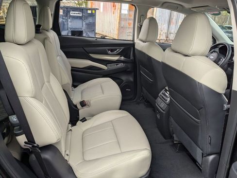 Certified 2025 Subaru Ascent Limited image 21