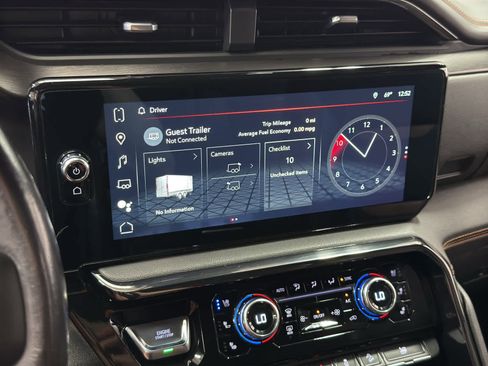 Used 2022 GMC Sierra 1500 AT4 w/ AT4 Premium Package image 24