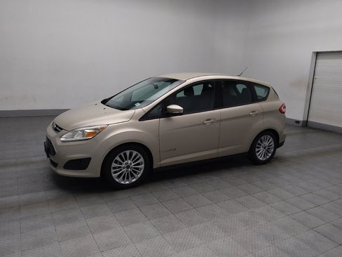Used 2017 Ford C-MAX SE image 2