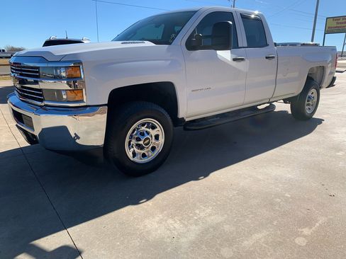 Used 2015 Chevrolet Silverado 3500 W/T image 3