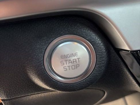 Used 2023 Kia Telluride S w/ S Sunroof Package image 13