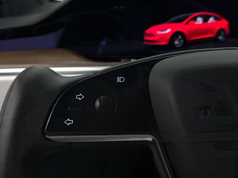 Used 2022 Tesla Model X AWD/4WD image 39