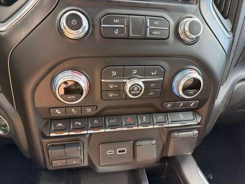 Used 2020 GMC Sierra 1500 AT4 w/ AT4 Premium Package AWD/4WD image 22