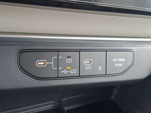 New 2026 Kia Carnival SX Prestige image 17