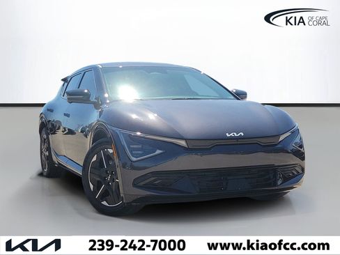 New 2025 Kia EV6 Wind RWD image 1