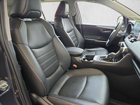 Used 2021 Toyota RAV4 XLE Premium FWD image 20