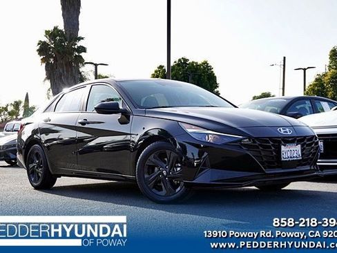Used 2022 Hyundai Elantra SEL w/ Convenience Package FWD image 1