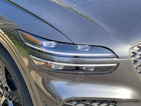 Used 2024 Genesis GV70 2.5T w/ Sport Prestige Package image 4