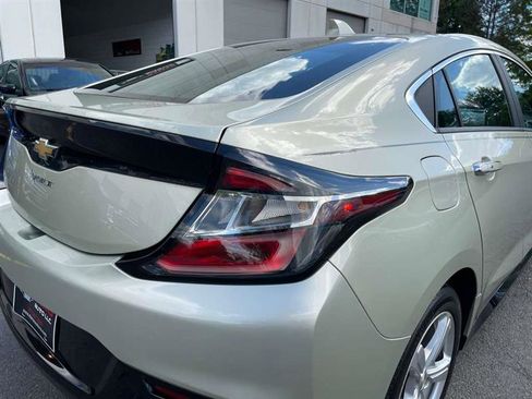Used 2017 Chevrolet Volt LT w/ Comfort Package FWD image 94
