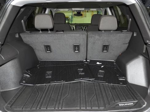 Used 2024 Chevrolet Equinox LT w/ LPO, Floor Liner Package FWD image 35