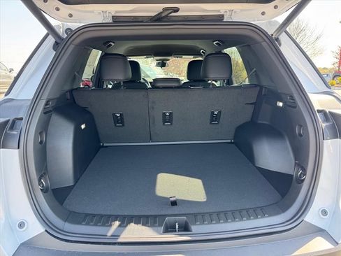 New 2026 Chevrolet Equinox ACTIV FWD image 7