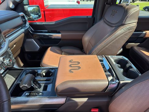 Used 2025 Ford F150 King Ranch AWD/4WD image 18