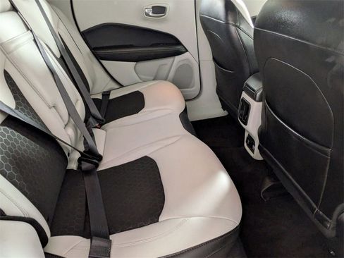 Used 2018 Jeep Compass Latitude w/ Popular Equipment Group image 26