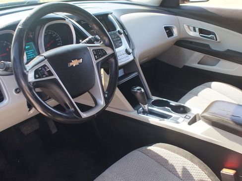 Used 2017 Chevrolet Equinox LT w/ Convenience Package FWD image 10