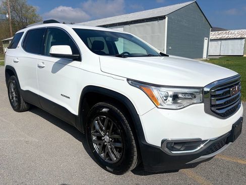 Used 2017 GMC Acadia SLT image 1