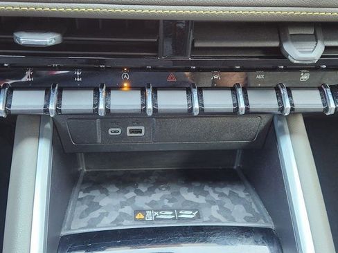 Used 2024 Chevrolet Colorado ZR2 w/ ZR2 Convenience Package III image 22