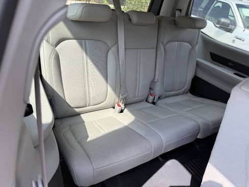 Used 2022 Jeep Wagoneer Series II AWD/4WD image 26
