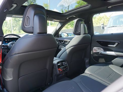 New 2026 Mercedes-Benz E 53 AMG e 4MATIC Sedan image 21