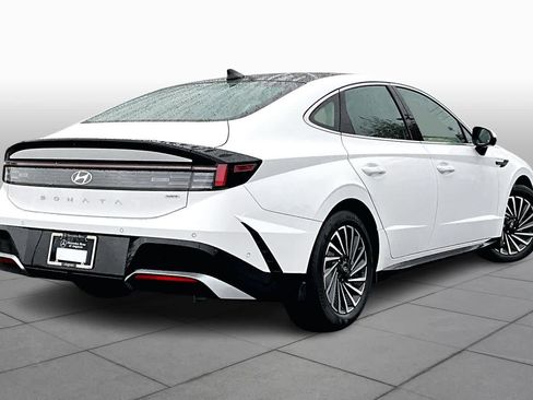 Used 2025 Hyundai Sonata Limited image 12