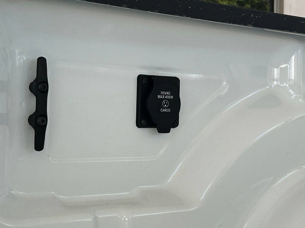 Used 2025 RAM 3500 Tradesman AWD/4WD image 31